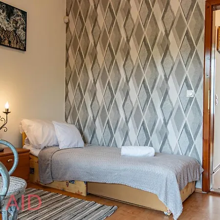 Villa57 - - Hostaid