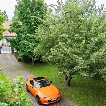 Villa57 - - Hostaid Villa Balatonalmádi